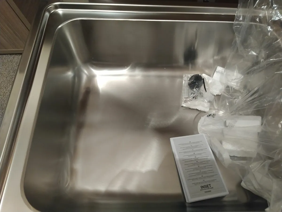 Brand new Kitchen sink - Image 2