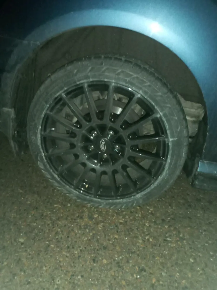 Alloy wheels +tyres - Image 2