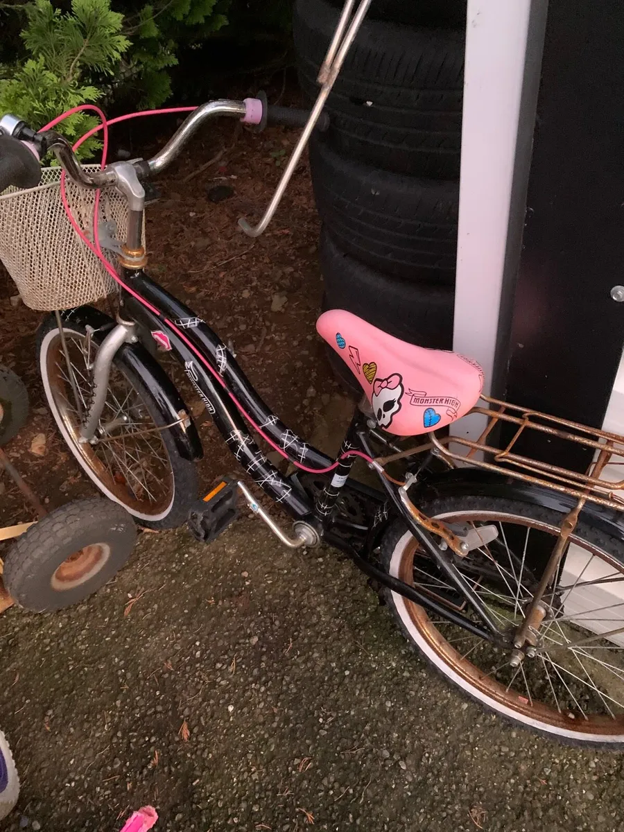 Free Bikes - Image 3