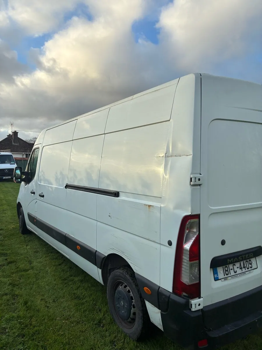 Renault Master - Image 3