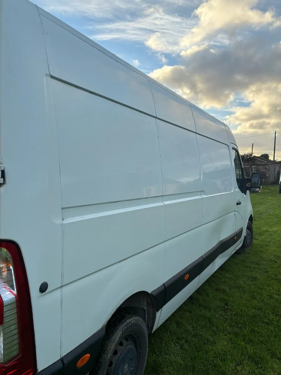 Renault Master - Image 4
