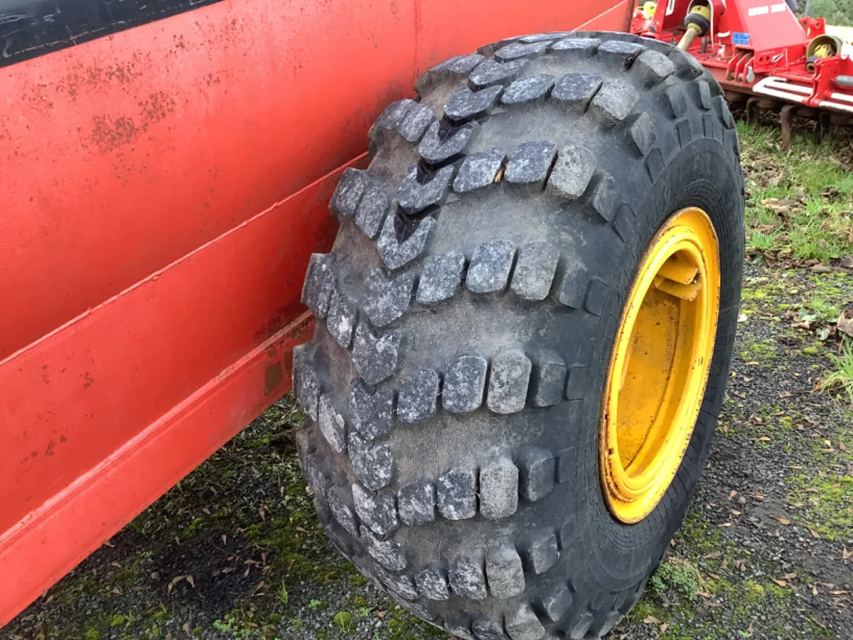 Ruscon 10.5 Muckspreader - Image 4