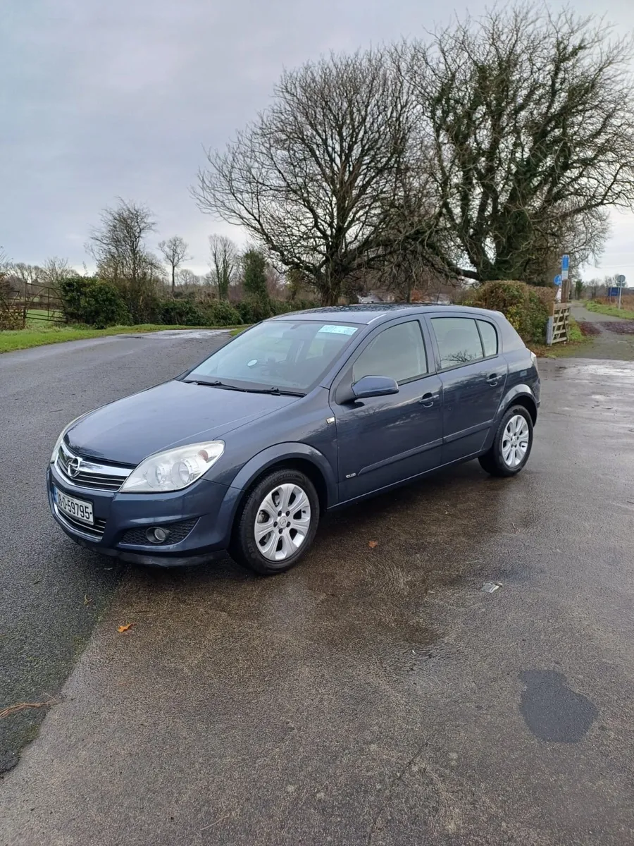 Opel Astra club 1.4 petrol - Image 2