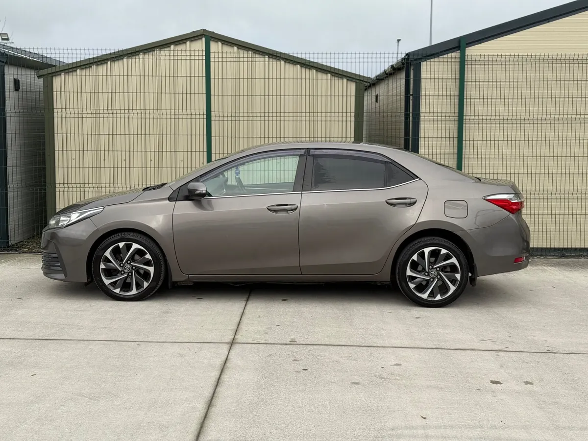 Toyota Corolla SOL 171 Low Kms!! - Image 3