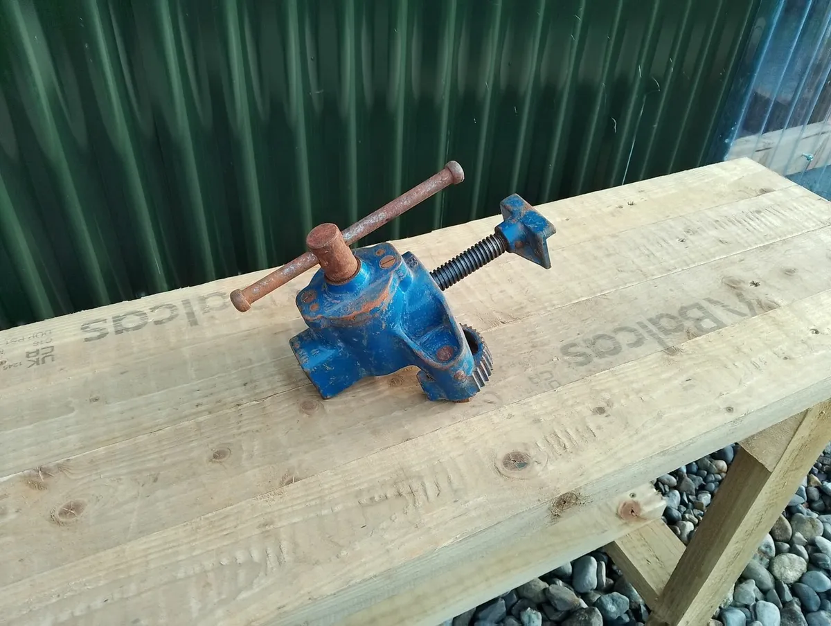 Floorboard Clamp - Image 3