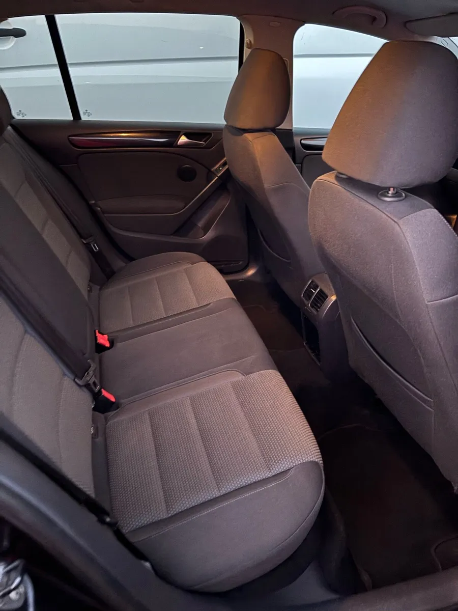 Volkswagen Golf 2012 - Image 3