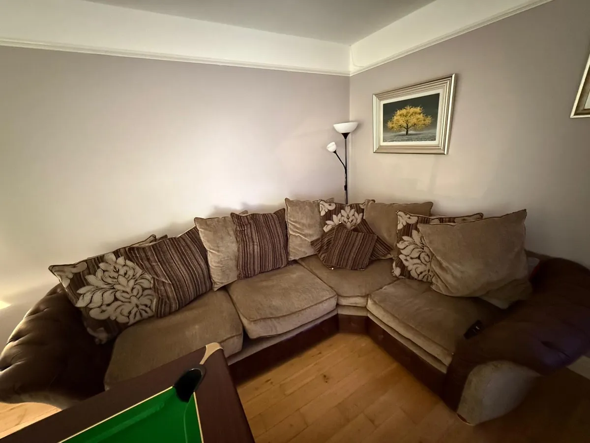 Sofa Set - Image 1