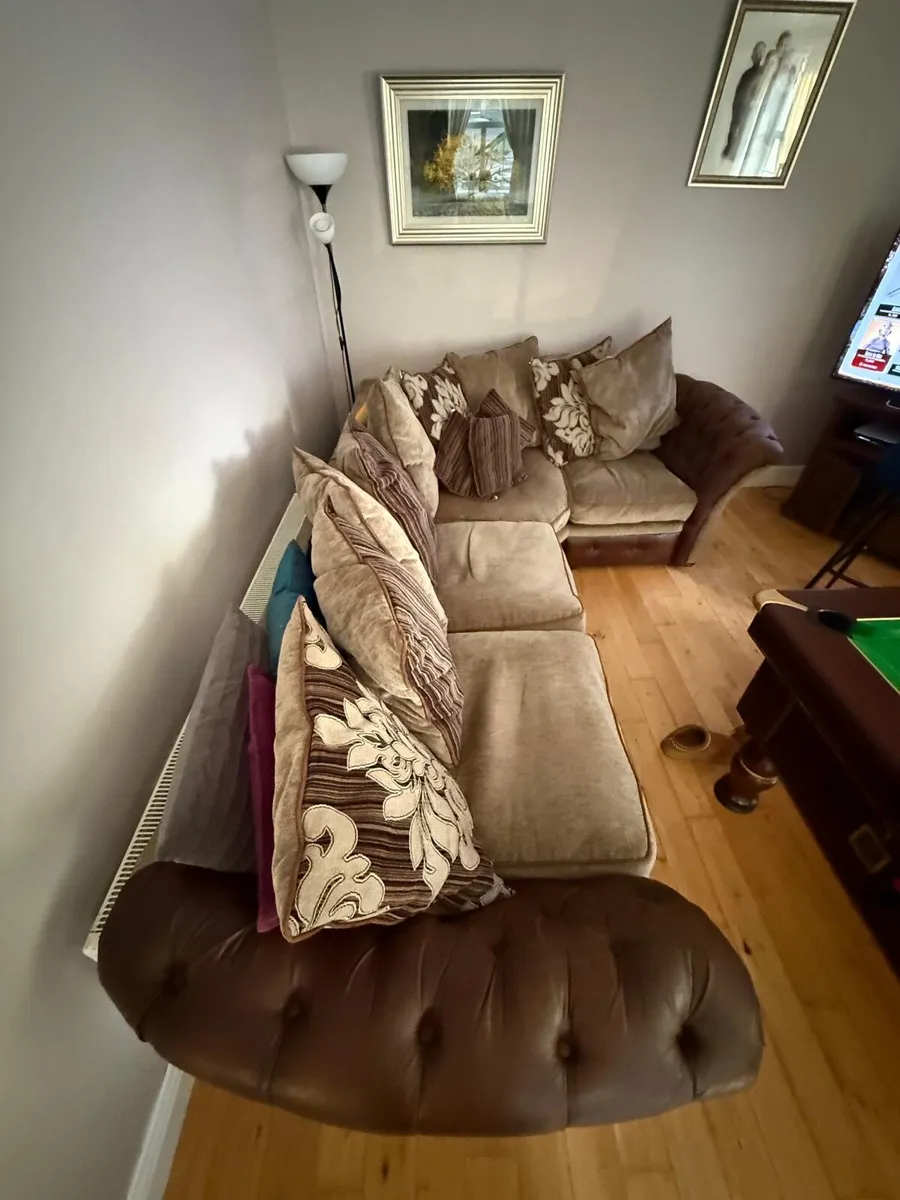 Sofa Set - Image 4