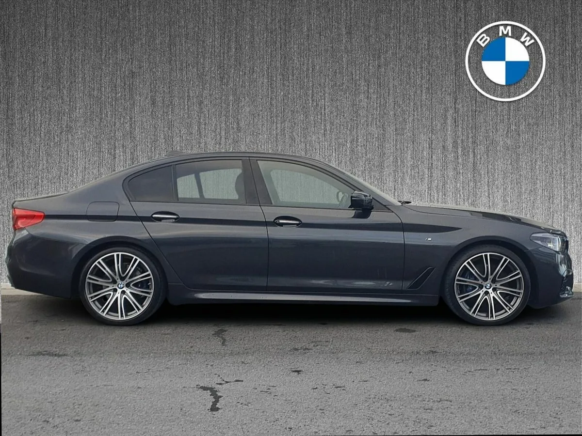 BMW 5-Series 530d xDrive M Sport Auto - Image 3