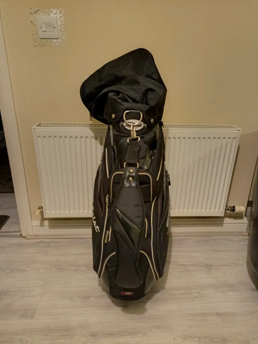 Titleist golf bag - Image 2