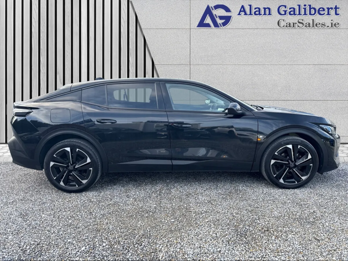 Peugeot 408 ALLURE 1.2 130 AUTOMATIC 6 - Image 3