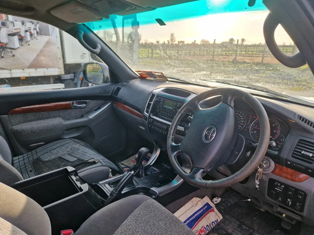 Toyota Land Cruiser 2007 - Image 4