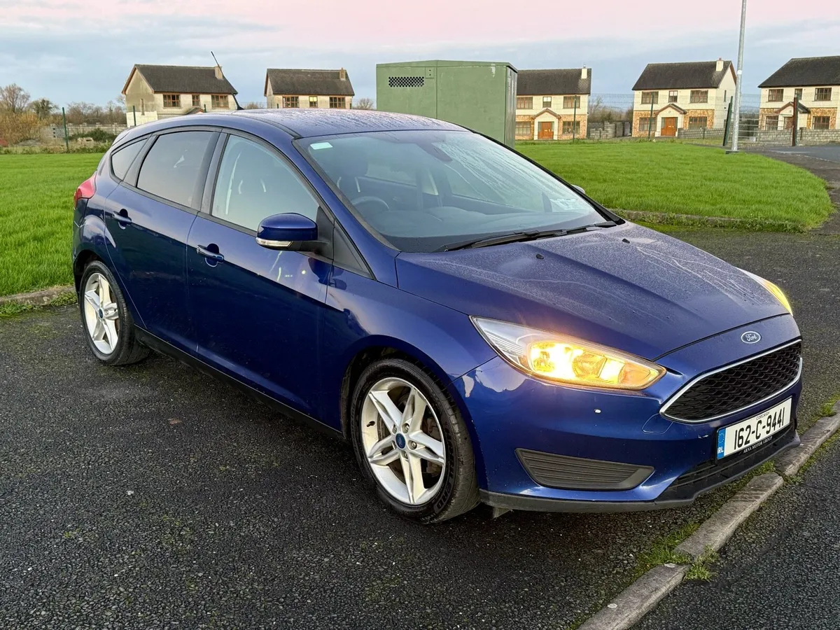 2016 Ford Focus Zetec NCT 09/27 - Image 2
