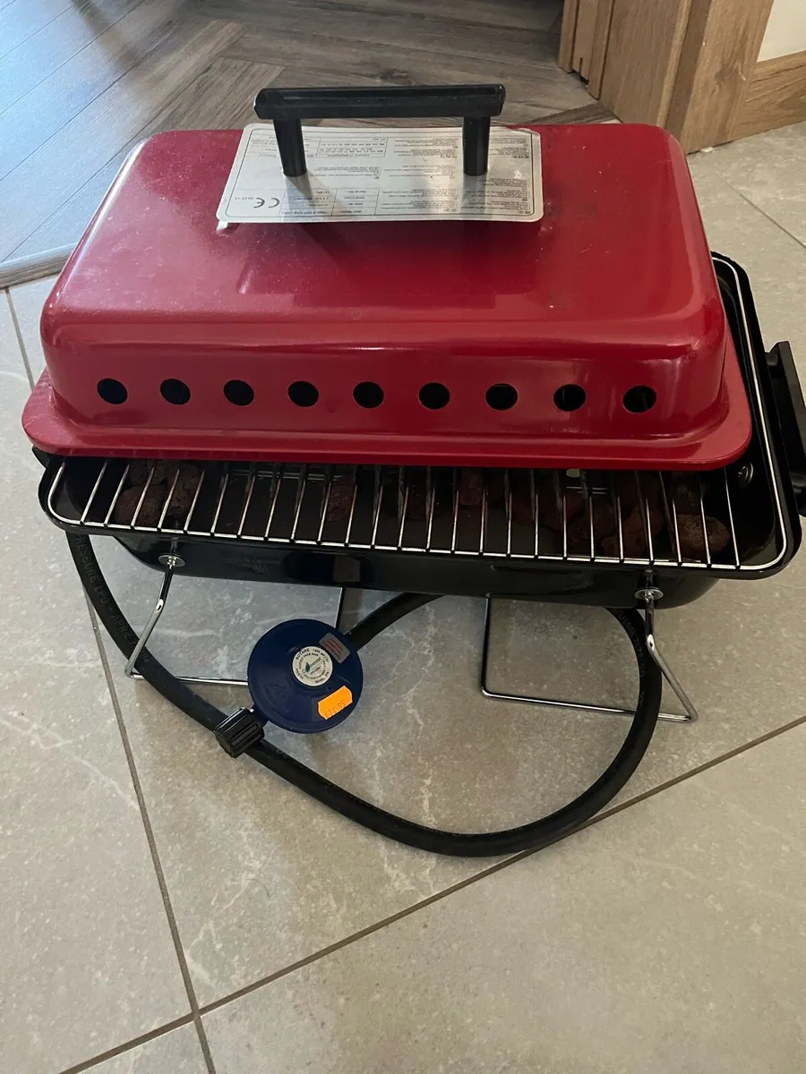 Portable gas bbq - Image 1