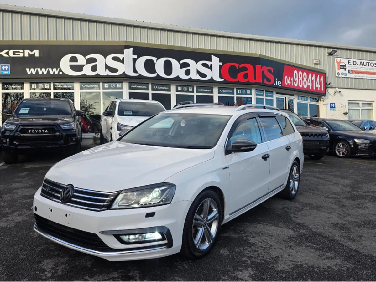 Volkswagen Passat 1.4 TSI AUTOMATIC ESTATE R-LINE - Image 1