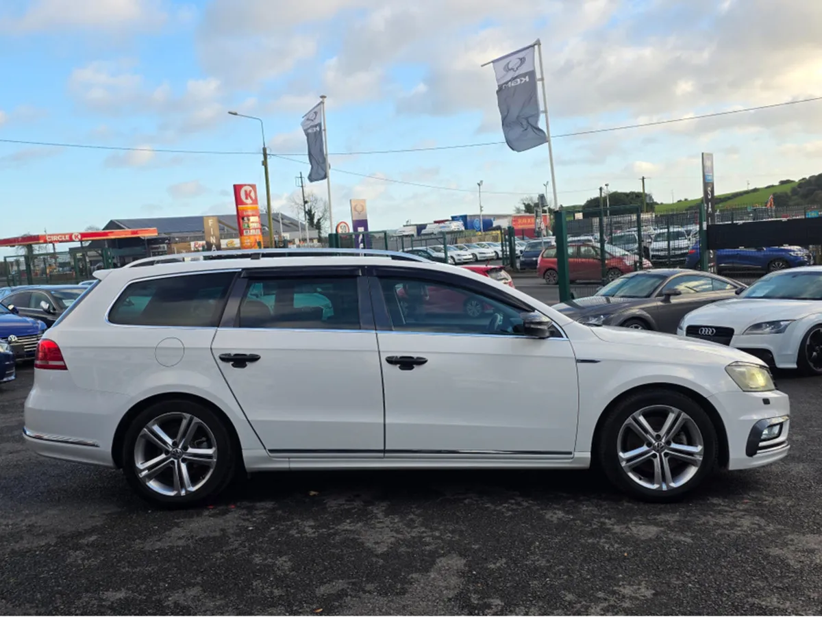 Volkswagen Passat 1.4 TSI AUTOMATIC ESTATE R-LINE - Image 4