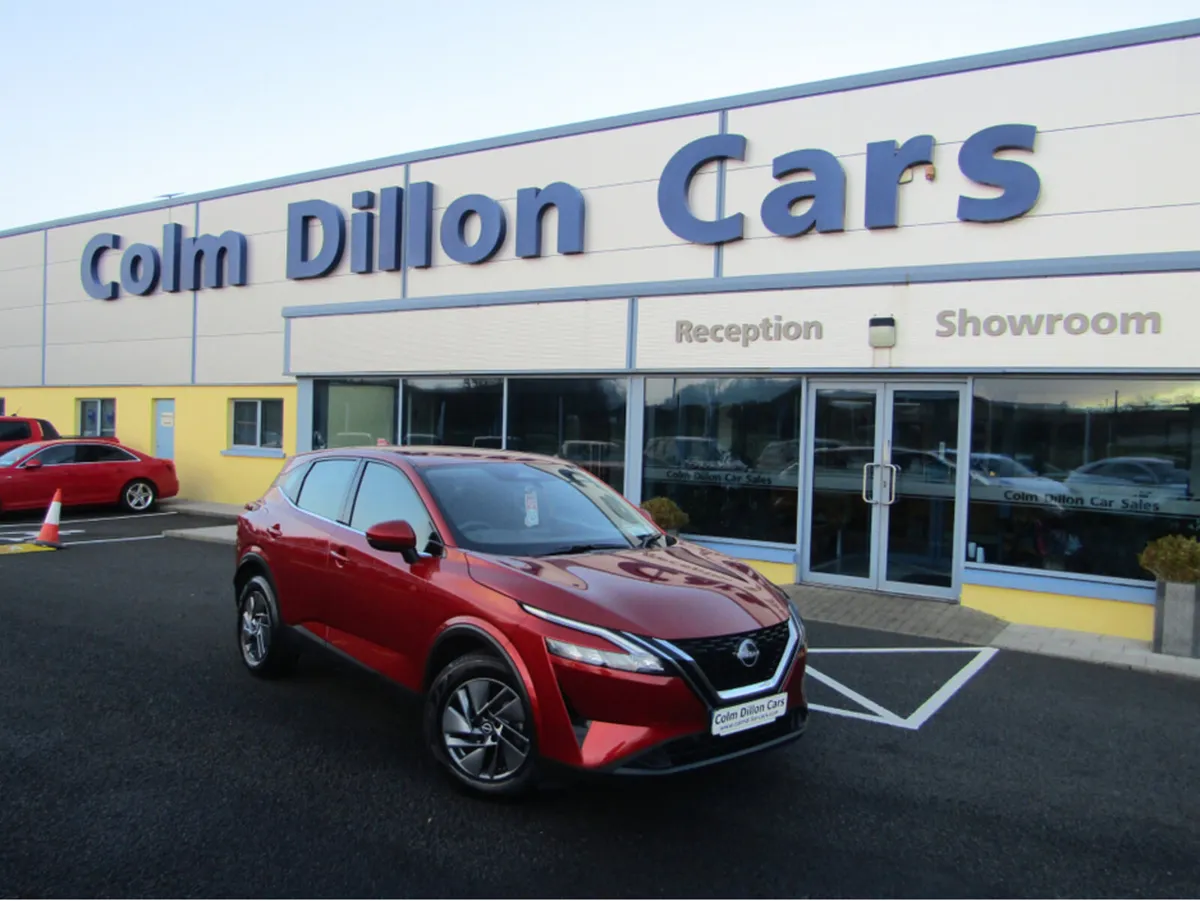 Nissan Qashqai ACENTA PREMIUM DIG-T **LOW KMS** - Image 1