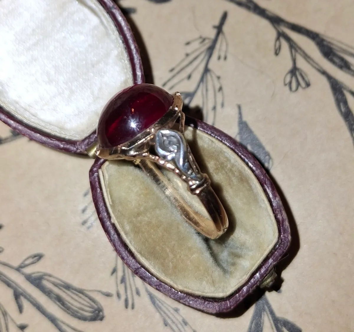 Antique Ruby and Diamond Ring - Image 2