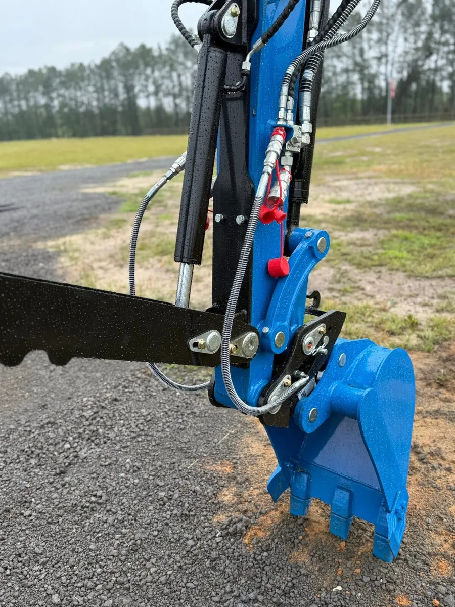 Rippa R32 Pro... 3.2 Ton Excavator... - Image 2