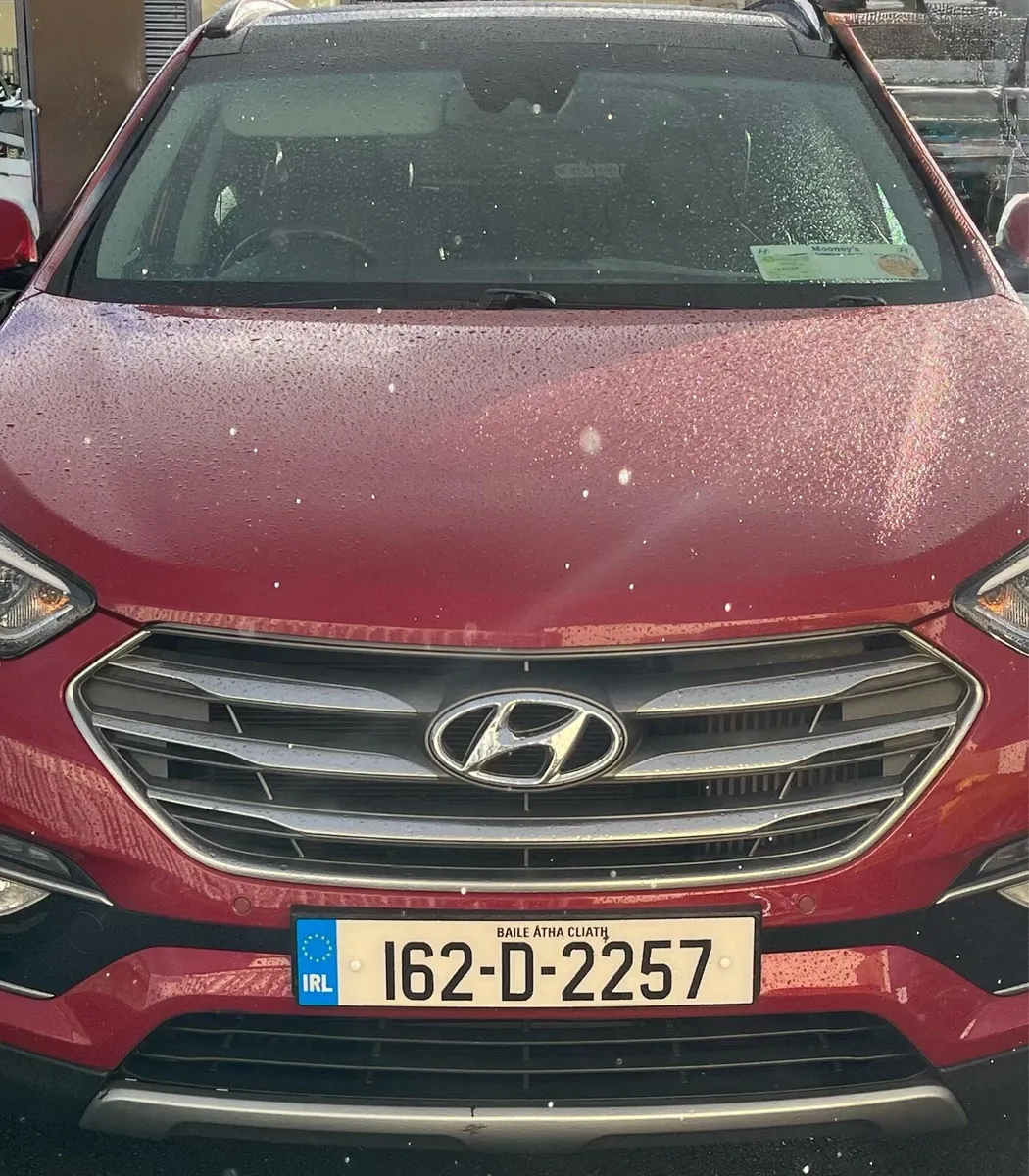 Hyundai Santa Fe - Image 2