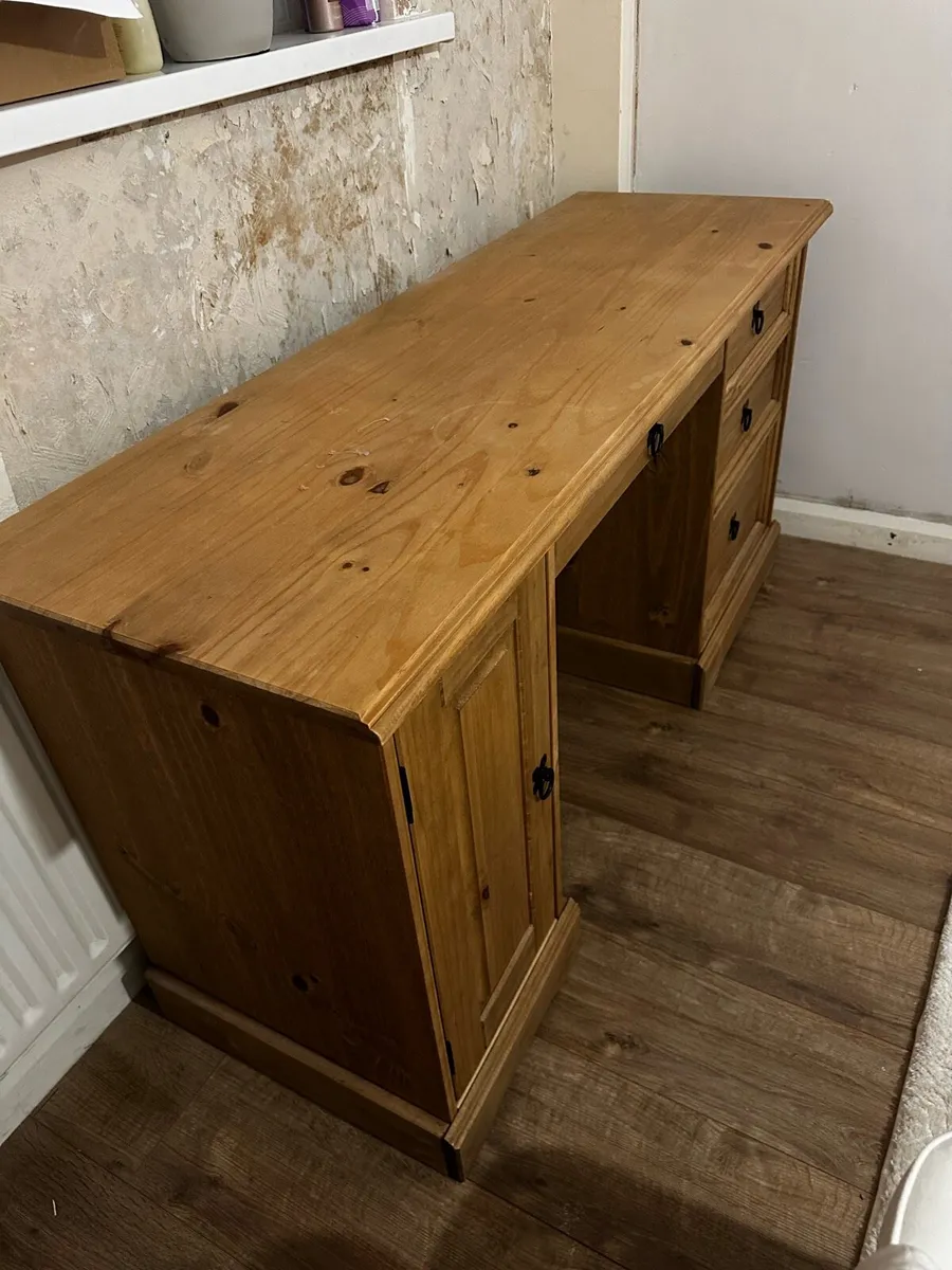 Oak Office/Computer Desk - Image 1