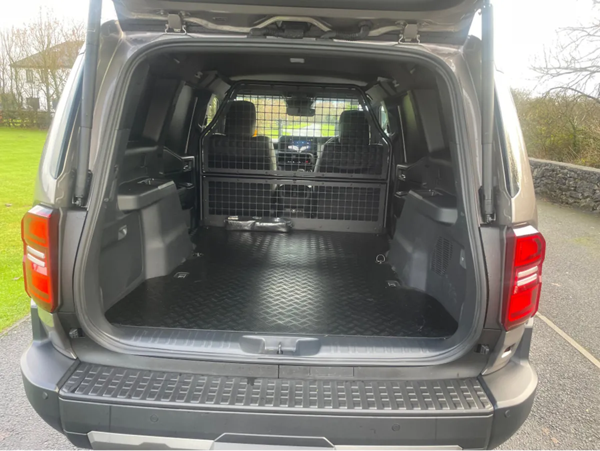 Toyota Land Cruiser LAND CRUISER - Image 4