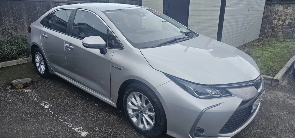 Toyota Corolla HYB - Image 3