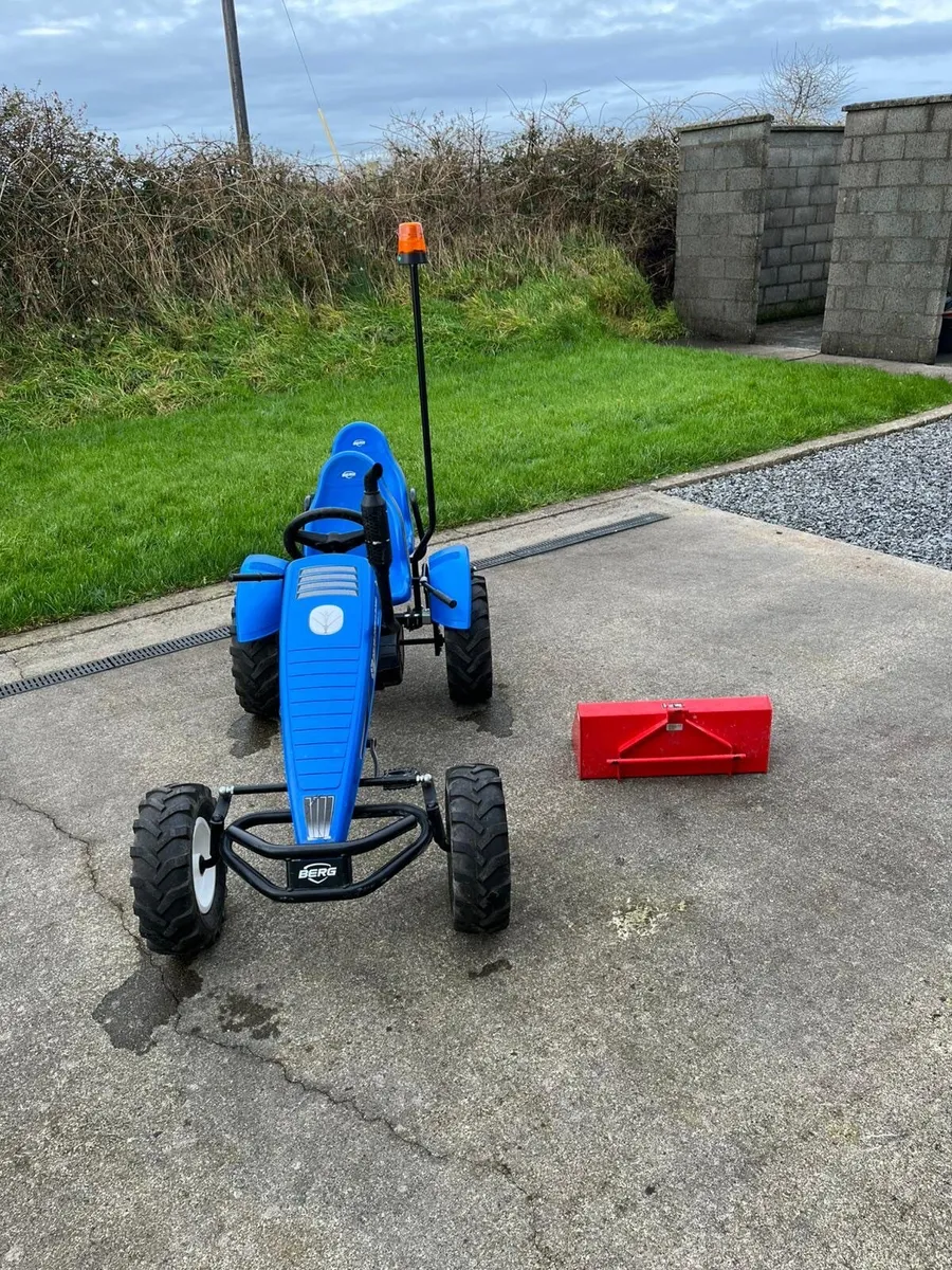Berg tractor go kart - Image 1