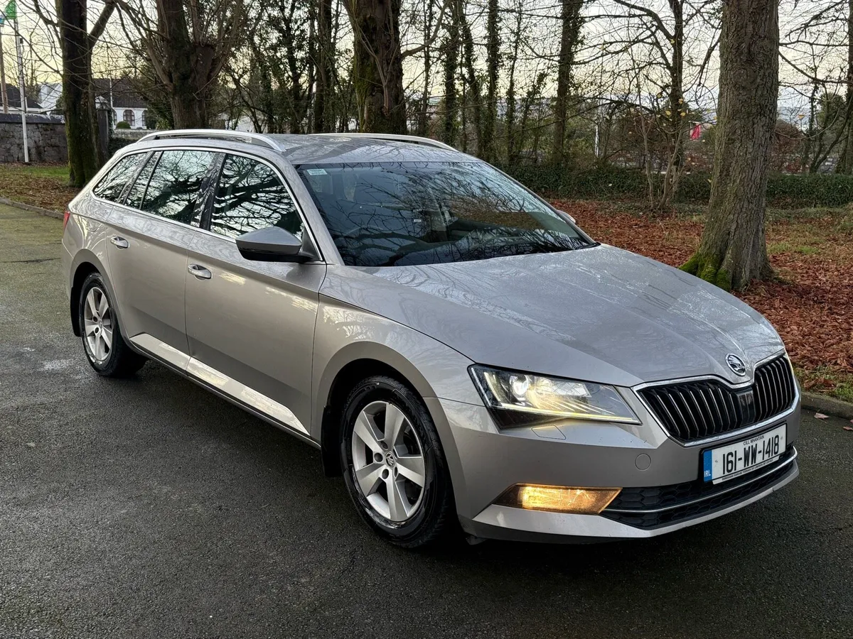 2016 Skoda Superb Ambition - Image 1