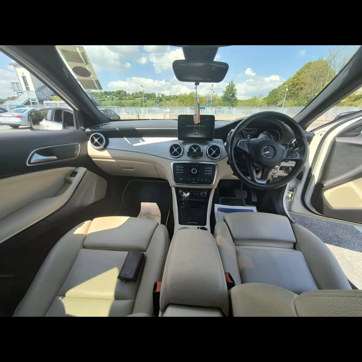 Mercedes GLA 200d - Image 3