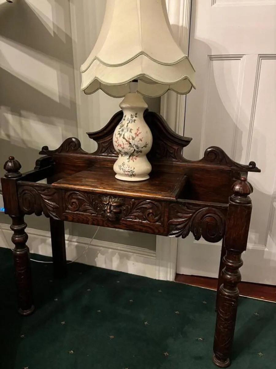 Carved Antique Style hall table - Image 1