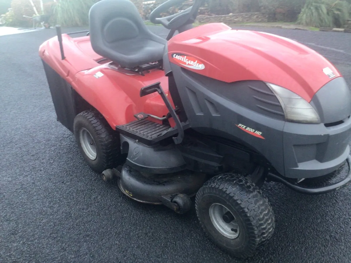 Castlegarden Ride on Lawnmower for sale - Image 4