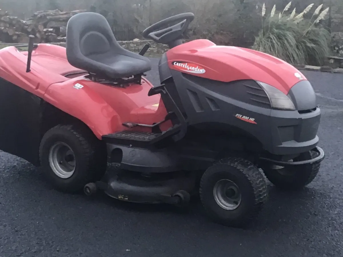 Castlegarden Ride on Lawnmower for sale - Image 1