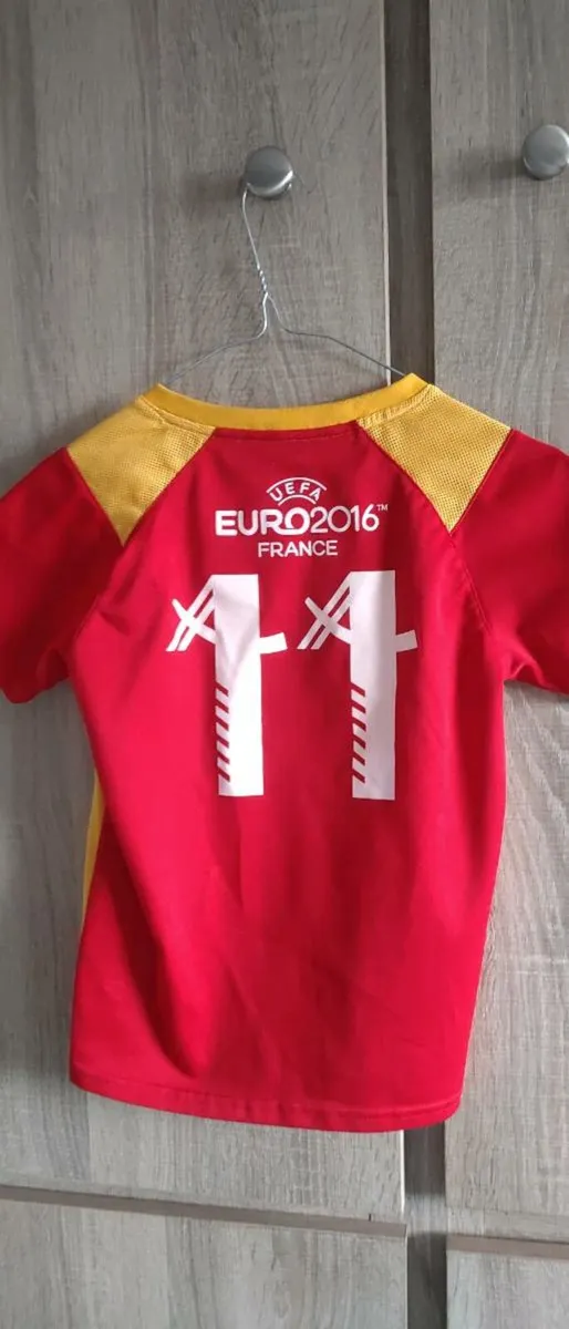 Limited edition 8 years old Spanish t shirt footba - Image 2