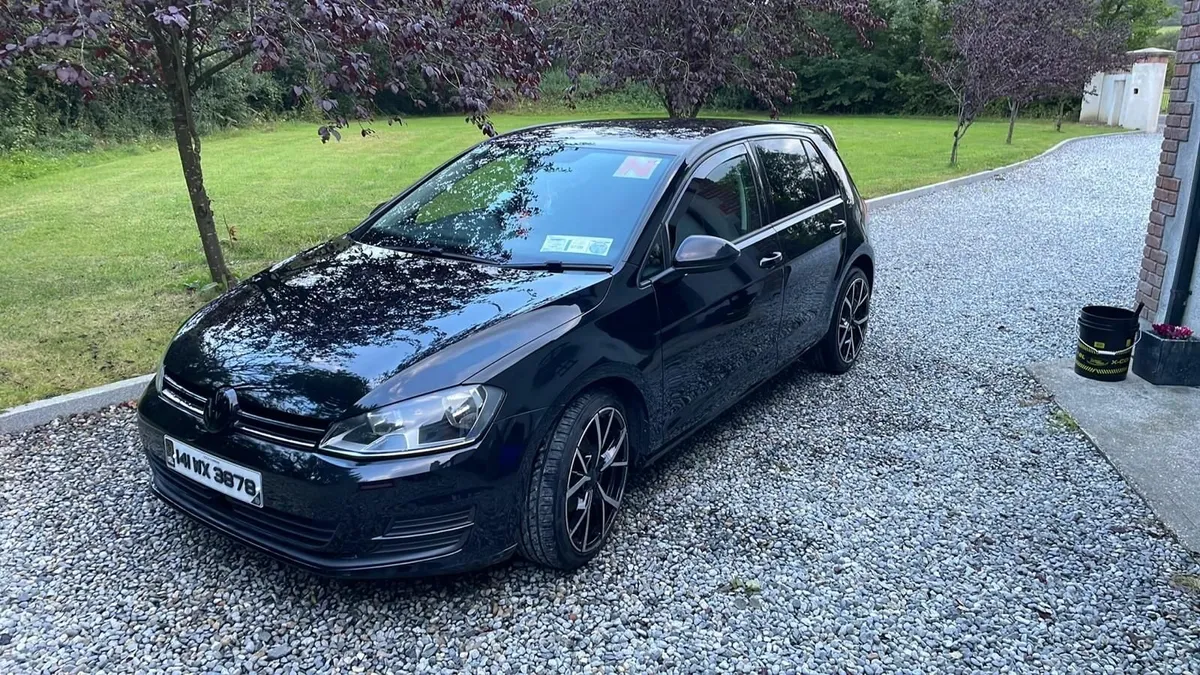 Volkswagen Golf 2014 - Image 1