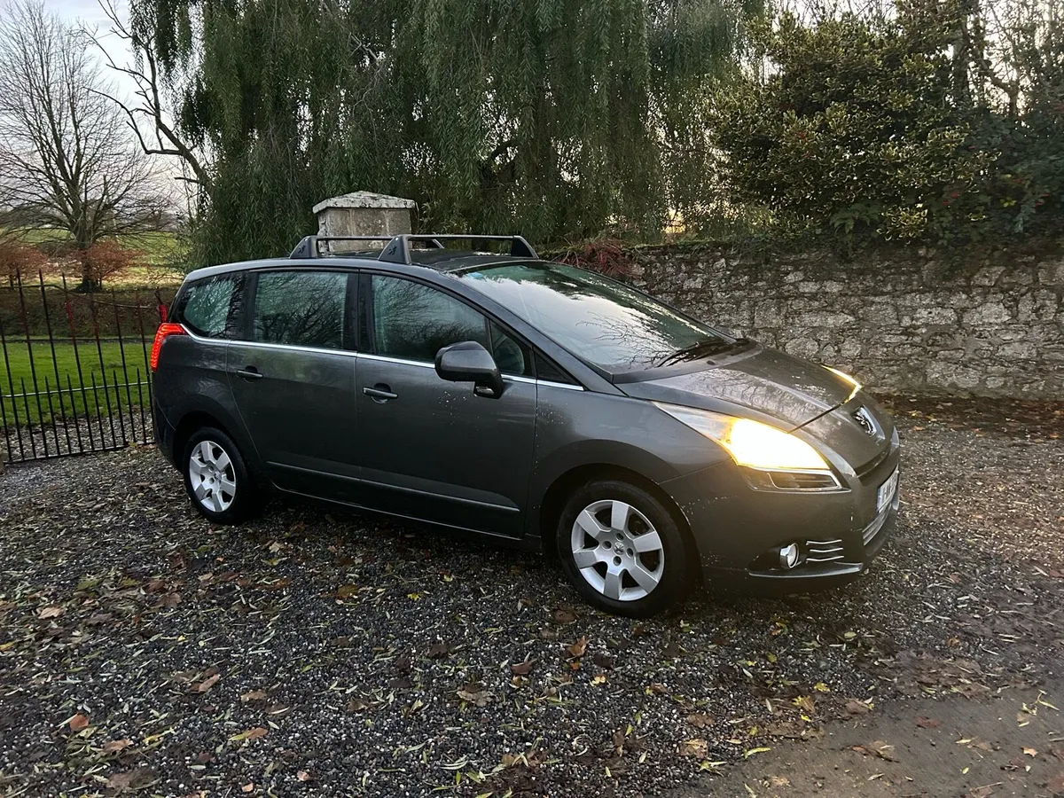 Peugeot 5008 7 seater tax and nct €2250 - Image 1