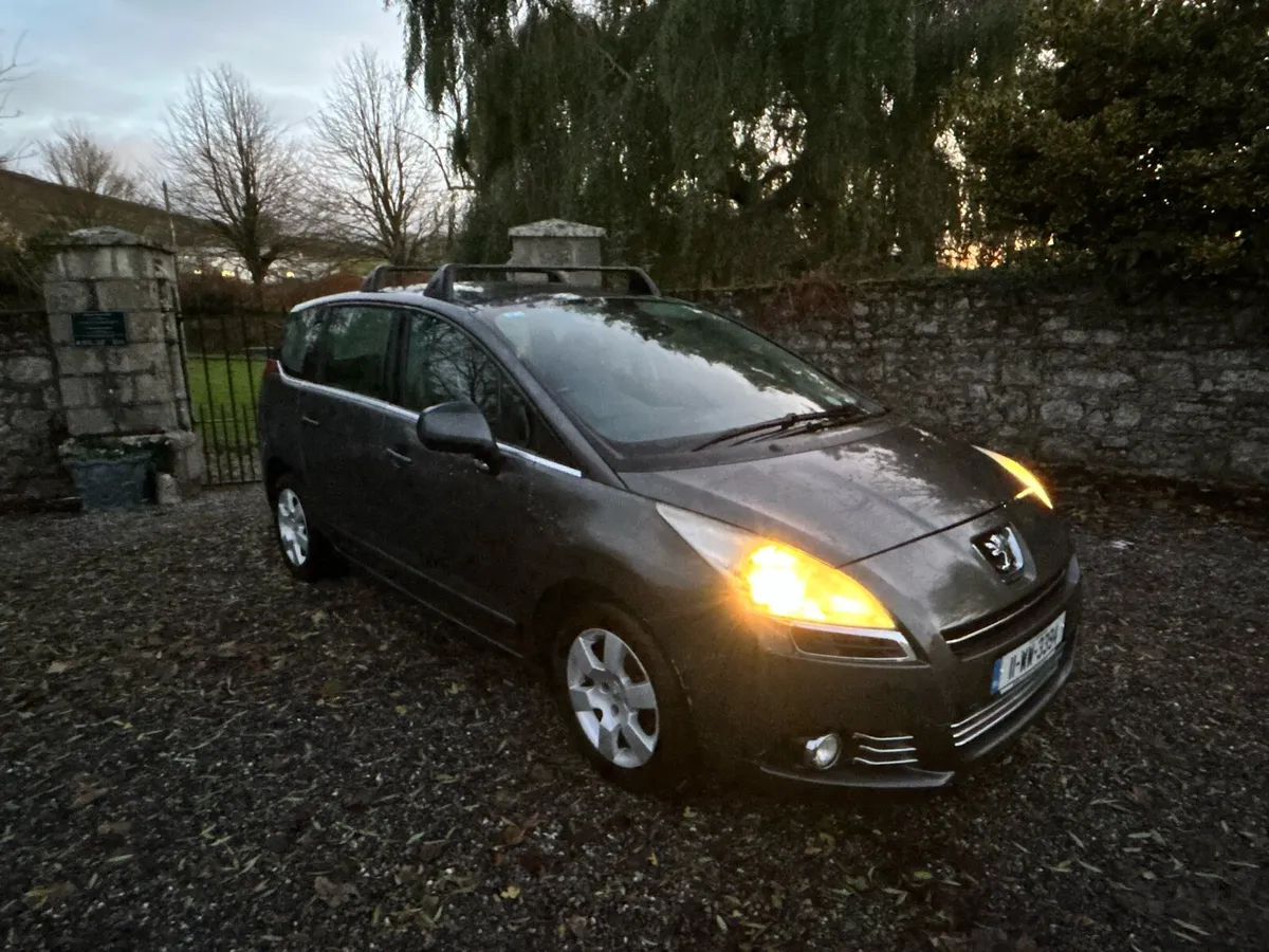 Peugeot 5008 7 seater tax and nct €2250 - Image 4