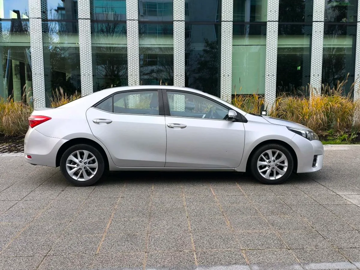 2016 COROLLA 1.4 D4D LUNA FULL TOYOTA SH - Image 2