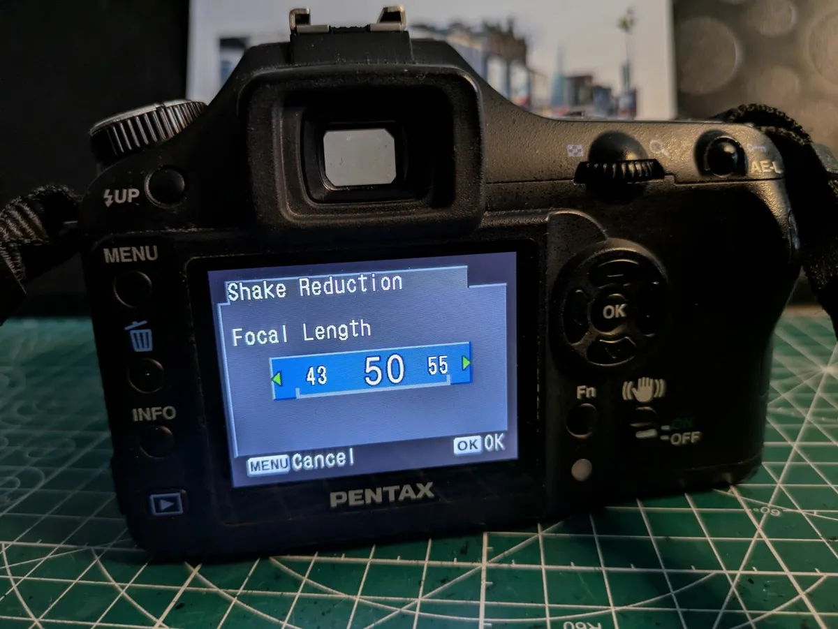 Pentax K100D Super + 2 lenses 50/1.7 A and Zoom AF - Image 3