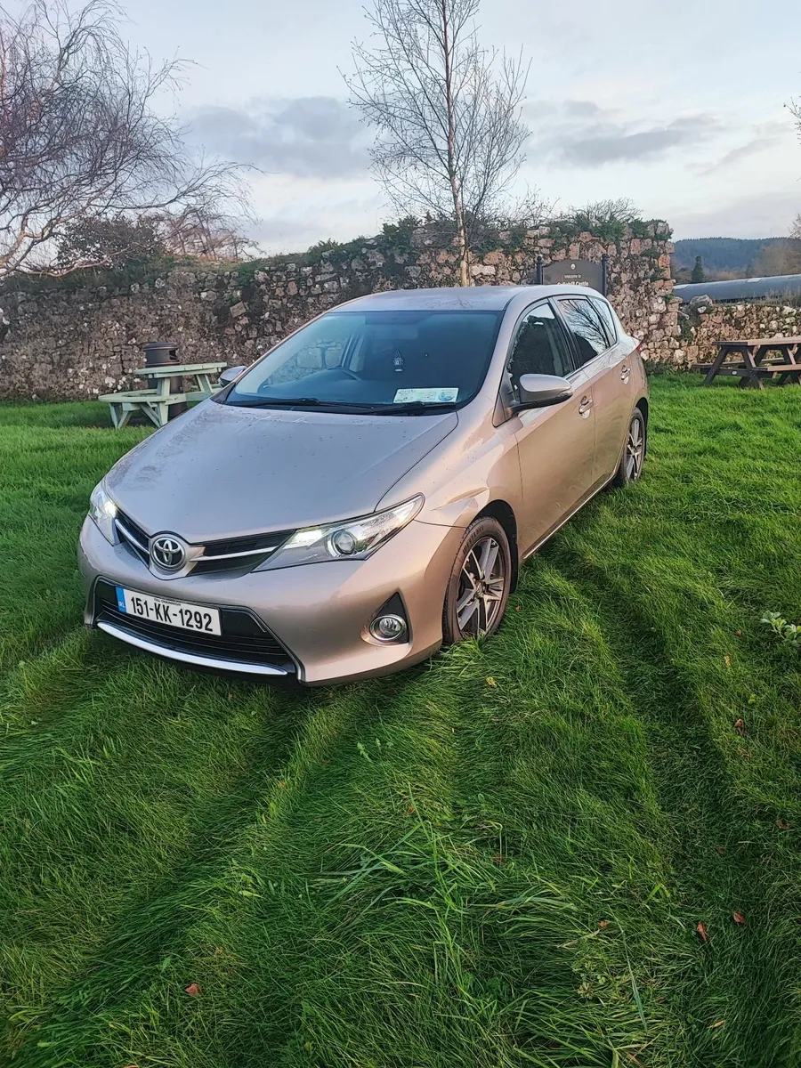 Toyota Auris 2015 - Image 4
