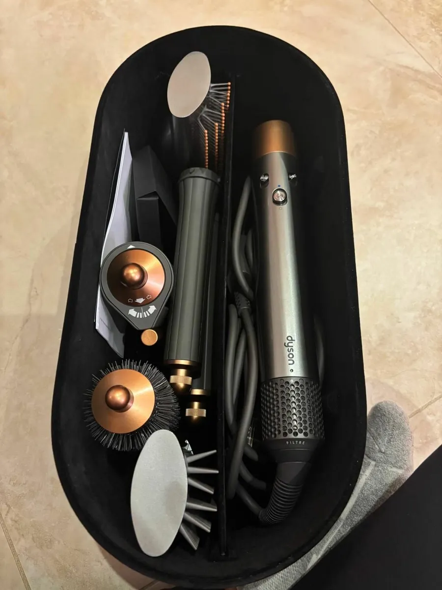 Dyson Air Wrap - Image 4