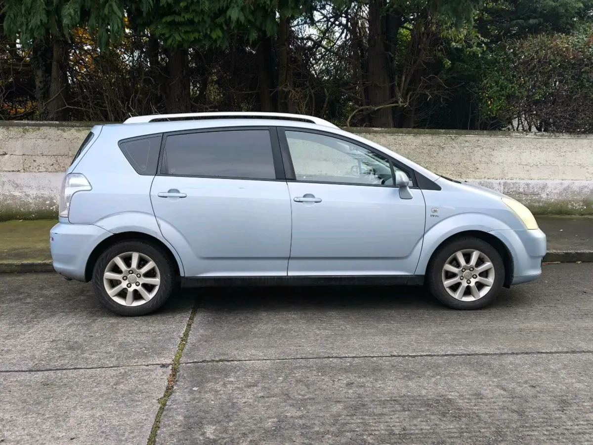 2005 COROLLA VERSO 7 SEATER  NCT 8/2026 TAX 03/26 - Image 2