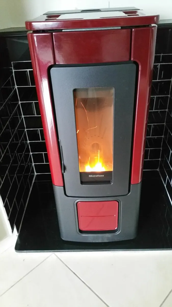 Wood pellet  stove - Image 2