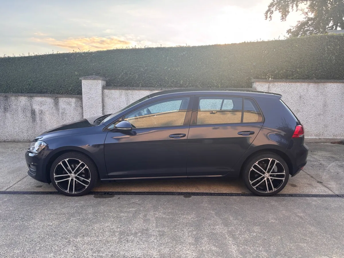 Volkswagen Golf 1.6 TDI Bluemotion - Image 3