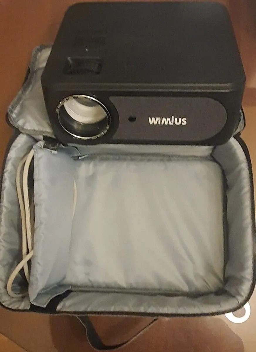 WiMiUS K8 5G WiFi Projector - Image 2