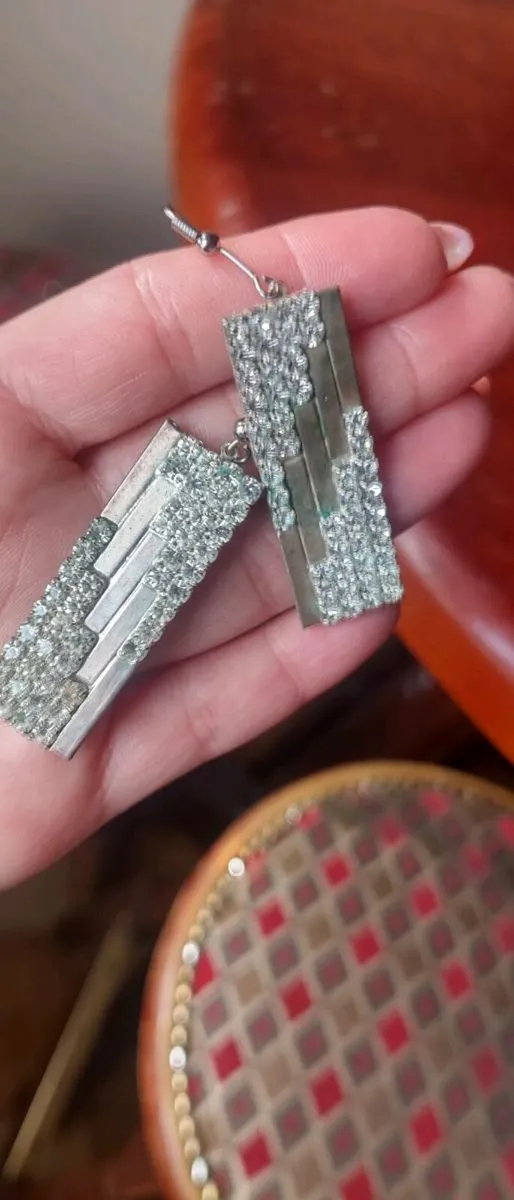 Earrings never worn - Image 4