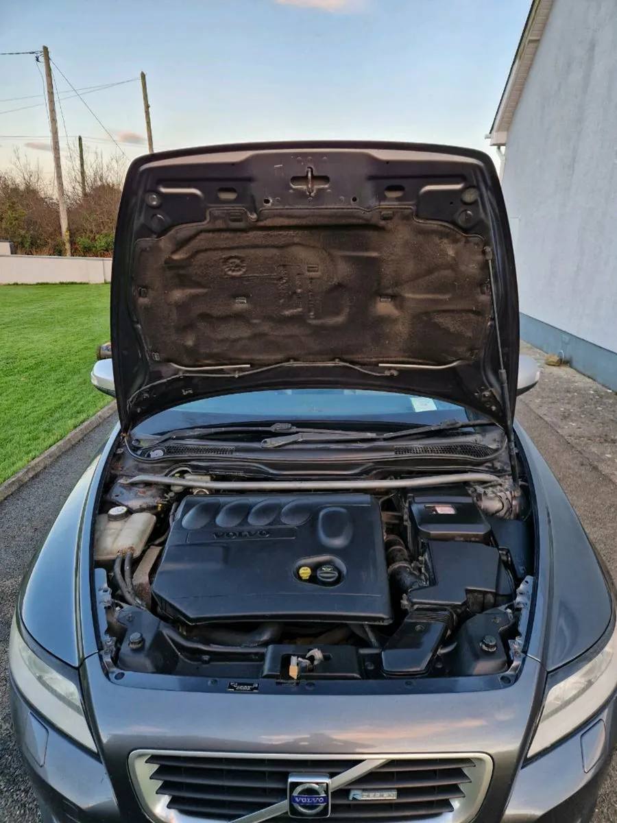 Volvo V50 R-Design - Image 3