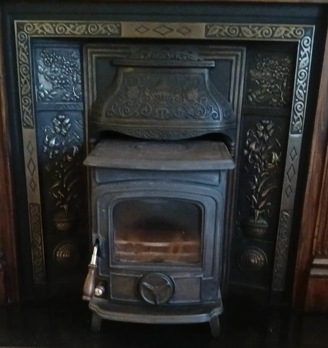Stove & Cast Iron Fireplace Insert