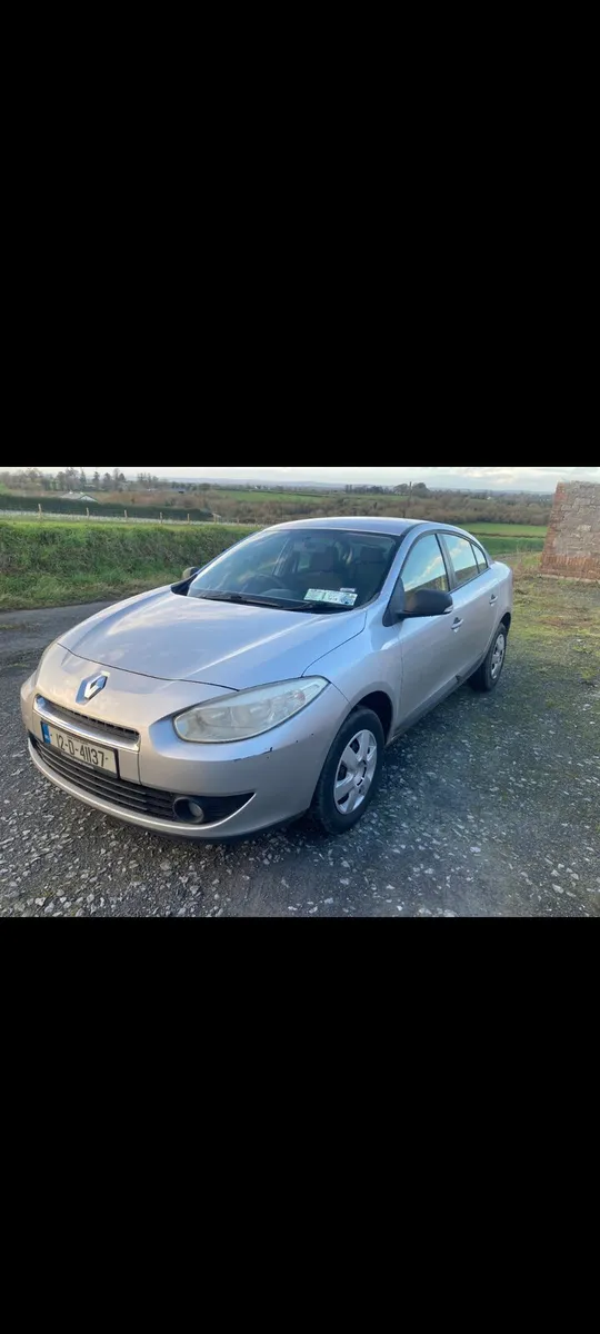 Renault fluence long test and tax - Image 1