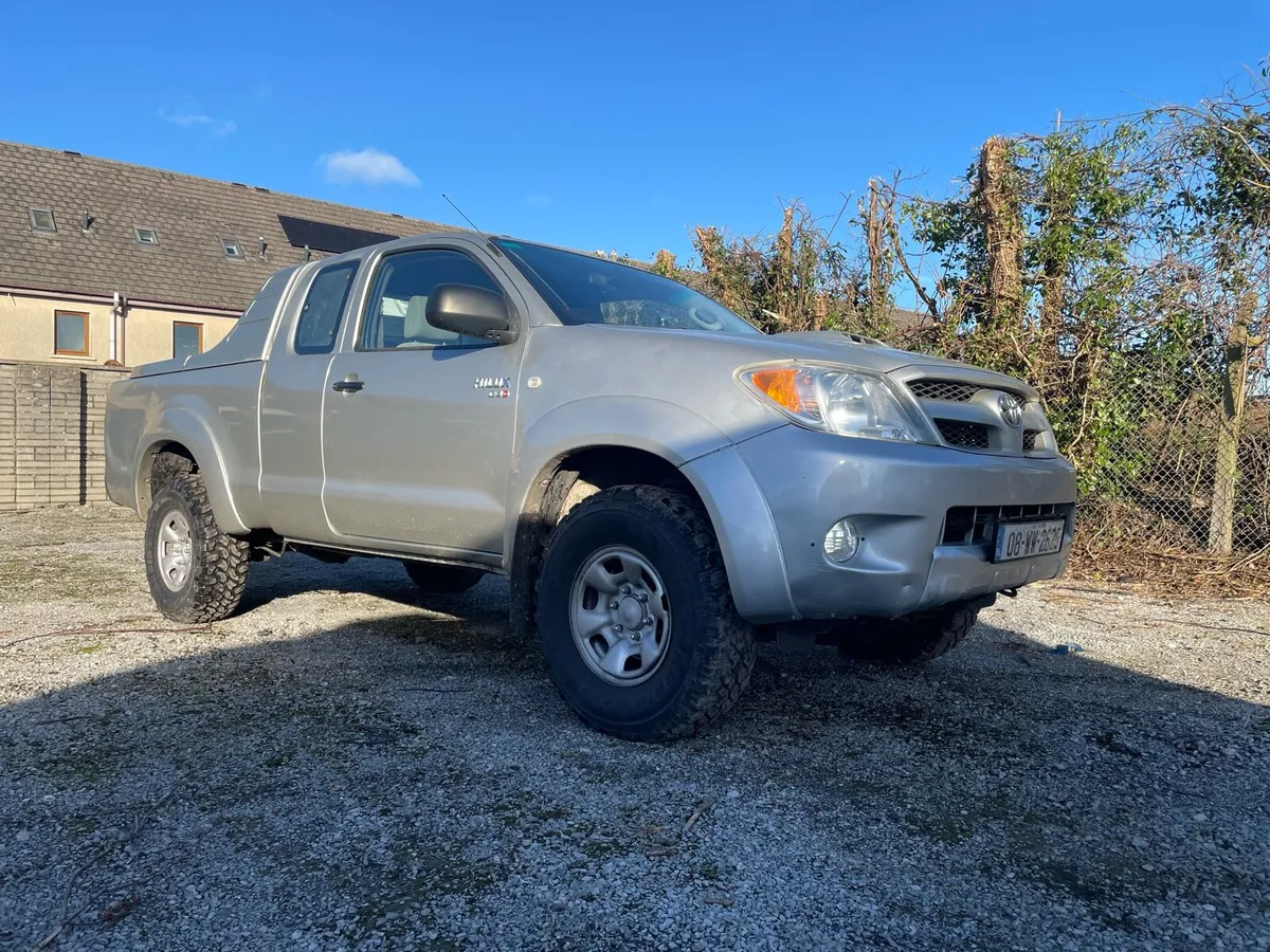 Toyota Hilux D4D - Image 1